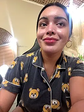 HotstuffCherrySummer online show from January 13, 2026, 9:58 am