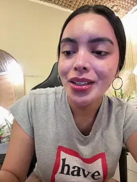 Snapshot of HotstuffCherrySummer chatting on May 13, 2026, 11:29 am HotstuffCherrySummer online show from May 13, 2026, 11:29 am