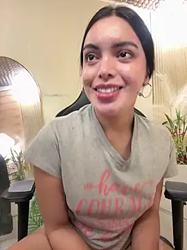 Snapshot of HotstuffCherrySummer chatting on June 10, 2026, 12:48 pm HotstuffCherrySummer online show from June 10, 2026, 12:48 pm