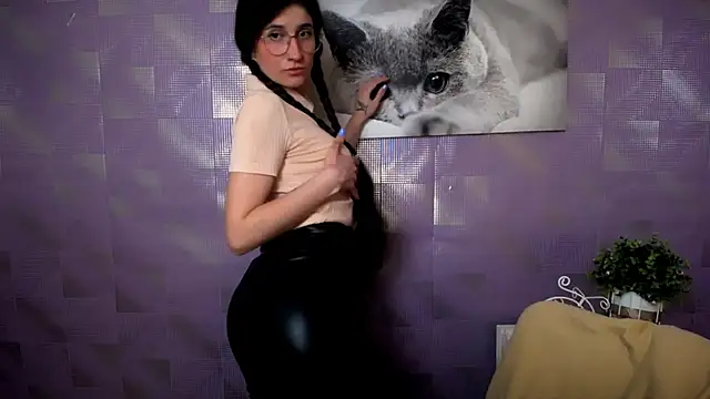 MaryEm976 online show from March 31, 2026, 7:53 am