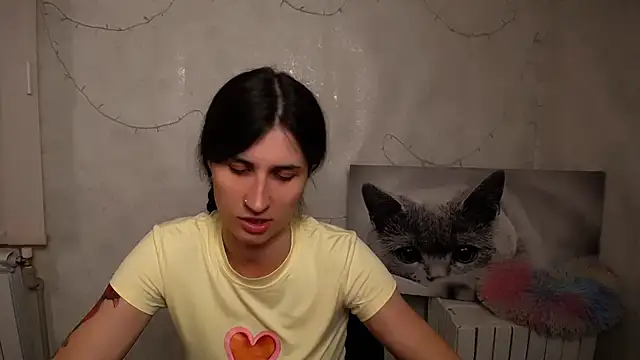 Snapshot of MaryEm976 chatting on May 21, 2026, 8:10 am MaryEm976 online show from May 21, 2026, 8:10 am