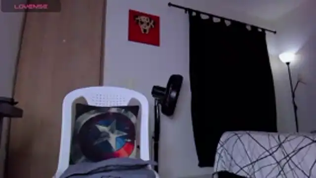 Cloudy pigDude online show from April 9, 2026, 3:39 am