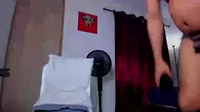 Snapshot of Cloudy_pigDude chatting on July 12, 2026, 4:25 am Cloudy pigDude online show from July 12, 2026, 4:25 am