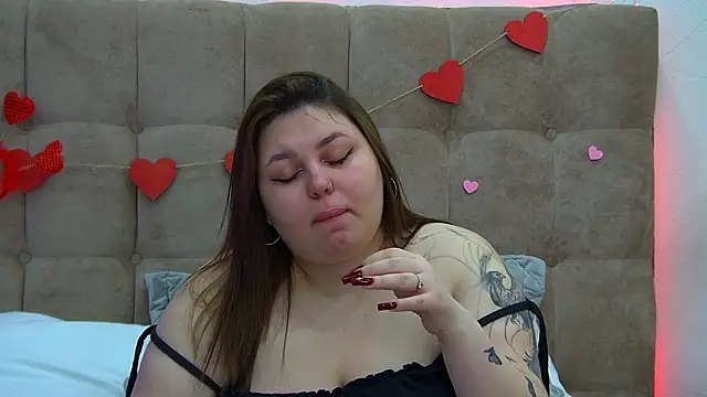 LillianKim online show from February 16, 2025, 10:10 pm