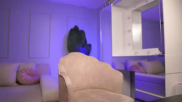 Snapshot of Lauraxx69 chatting on March 3, 2025, 9:00 am Lauraxx69 online show from March 3, 2025, 9:00 am