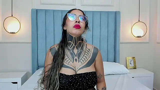 NicoleBlum online show from March 25, 2026, 8:59 pm