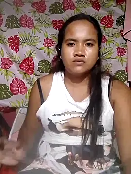 Sexiest quen online show from December 14, 2025, 1:27 pm