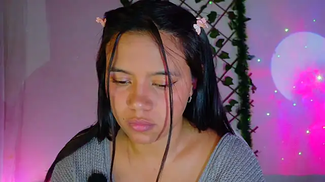 -Camila  online show from May 27, 2026, 2:14 pm