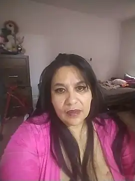 Snapshot of Vilainemarie chatting on July 7, 2026, 10:03 pm Vilainemarie online show from July 7, 2026, 10:03 pm