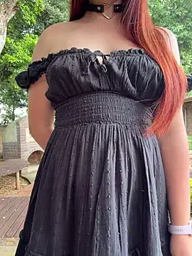 Snapshot of Monthain007 chatting on February 23, 2026, 10:12 am Monthain007 online show from February 23, 2026, 10:12 am