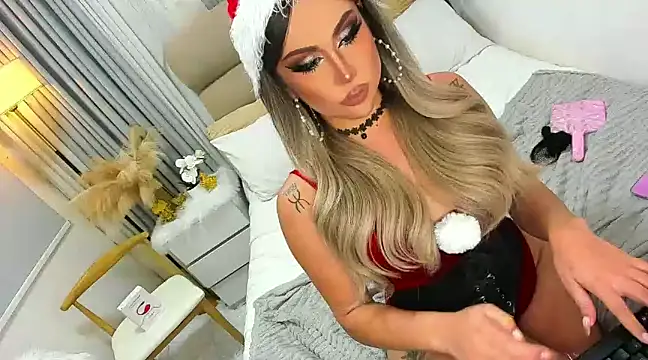 yourbabygoddess online show from December 26, 2024, 7:49 pm