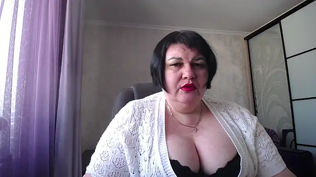 JuicyLady Di online show from February 27, 2025, 11:10 am