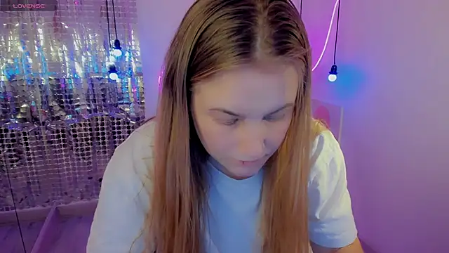 JadeSoft online show from January 12, 2025, 5:44 pm