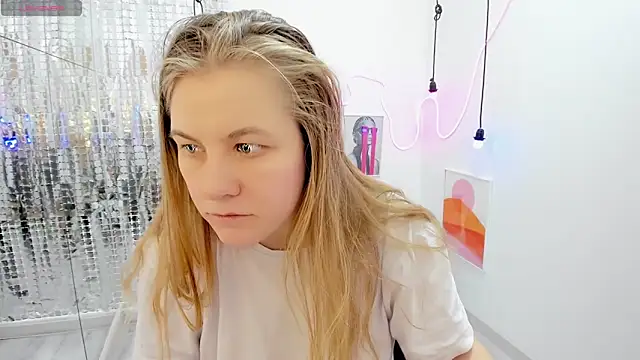 JadeSoft online show from January 24, 2025, 9:05 pm