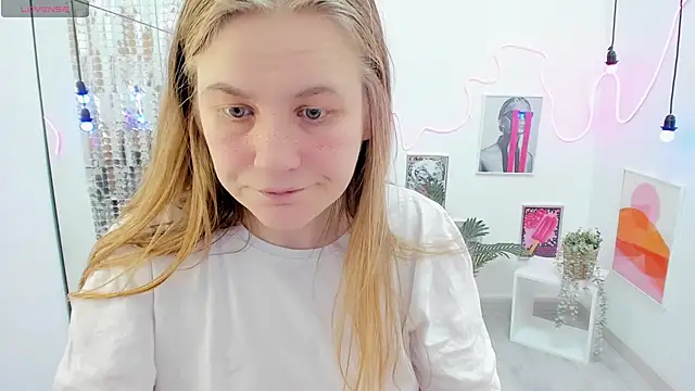 JadeSoft online show from March 5, 2025, 2:57 am