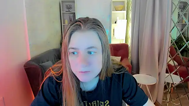 JadeSoft online show from November 14, 2025, 8:40 pm