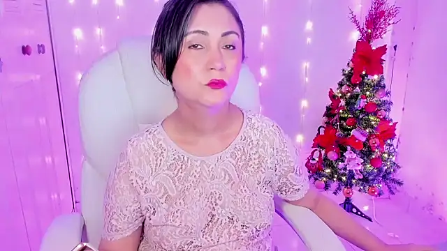 danielahot66 online show from December 24, 2024, 6:22 am