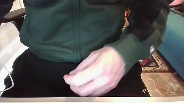 Snapshot of alessexxx24 chatting on February 1, 2025, 9:11 am alessexxx24 online show from February 1, 2025, 9:11 am