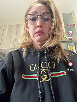 RAIRAsexy online show from May 25, 2026, 11:49 am