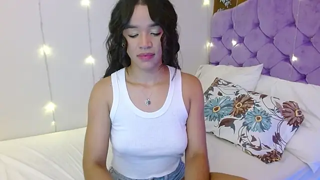 kiarablue online show from January 11, 2025, 5:41 am