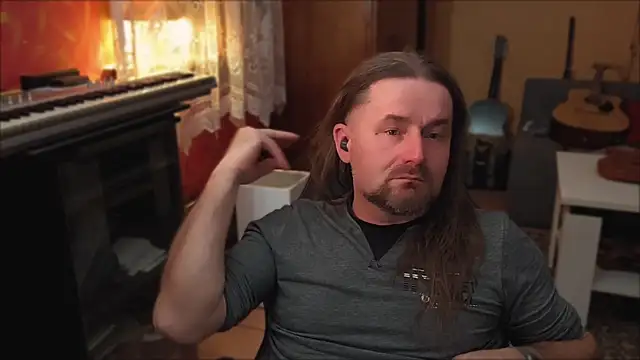 Mosiadz1975 online show from March 1, 2025, 9:26 pm
