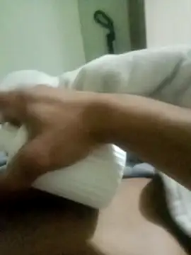 Yusufcan34xh online show from April 14, 2026, 11:33 pm