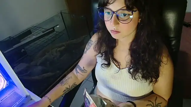 myamillor online show from January 10, 2025, 10:04 pm