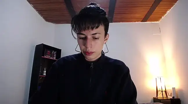 Cocain Atenea online show from March 18, 2025, 1:09 pm