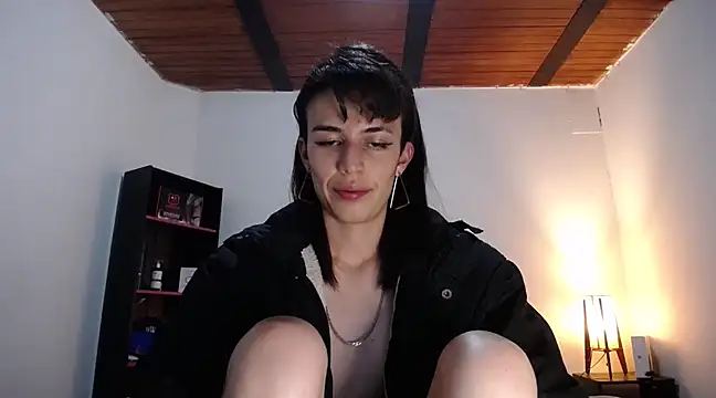 Cocain Atenea online show from March 18, 2025, 7:31 pm