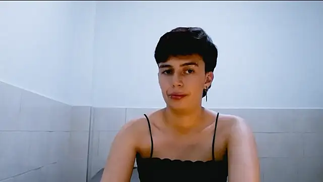 Snapshot of Cocain_Atenea chatting on May 17, 2026, 10:28 pm Cocain Atenea online show from May 17, 2026, 10:28 pm