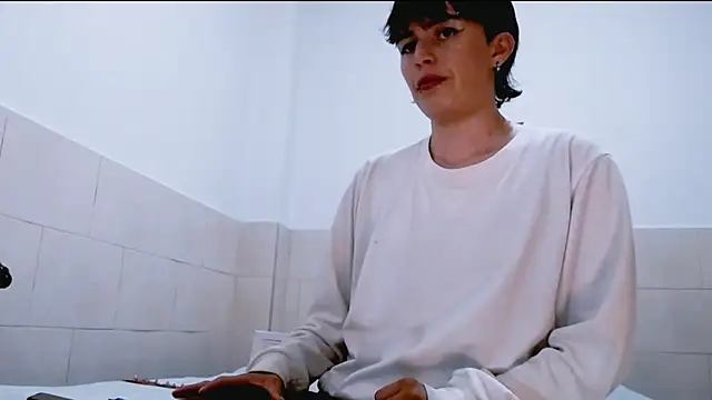 Snapshot of Cocain_Atenea chatting on June 12, 2026, 11:03 pm Cocain Atenea online show from June 12, 2026, 11:03 pm
