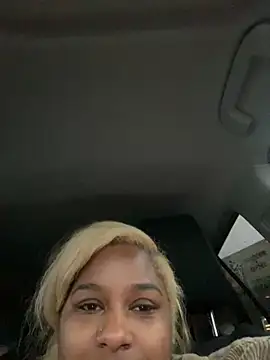 BigFineSelena online show from March 15, 2025, 4:54 pm