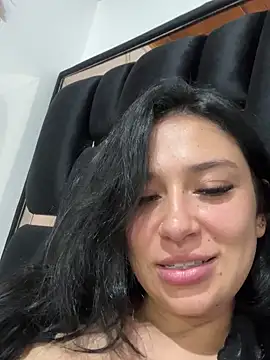 dayra angels online show from February 9, 2025, 10:54 pm