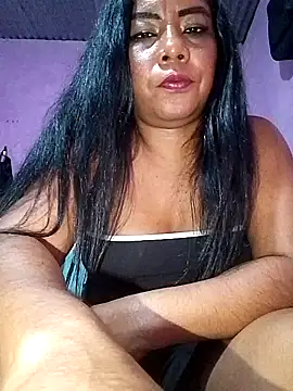 Snapshot of rosmery-navarro chatting on December 4, 2024, 8:56 am rosmery-navarro online show from December 4, 2024, 8:56 am