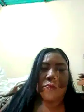 rosmery-navarro online show from December 1, 2025, 3:11 am