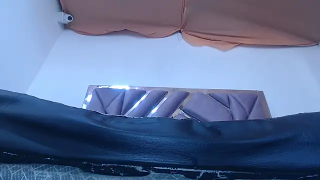 Snapshot of morenahott1 chatting on January 15, 2025, 2:56 pm morenahott1 online show from January 15, 2025, 2:56 pm