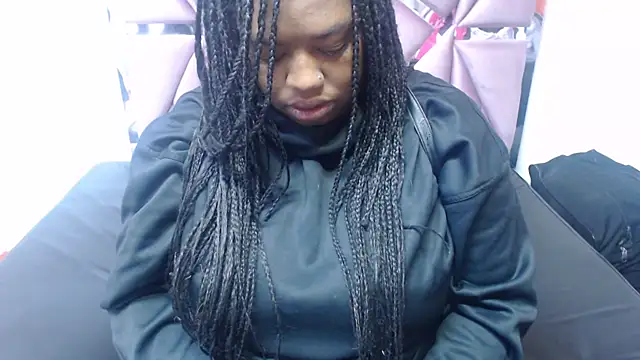 Snapshot of morenahott1 chatting on November 17, 2025, 11:38 am morenahott1 online show from November 17, 2025, 11:38 am