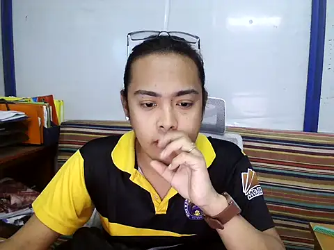 Snapshot of Your_PrettyGirlxxx chatting on February 26, 2025, 5:31 am Your PrettyGirlxxx online show from February 26, 2025, 5:31 am