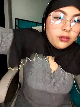 Hana    online show from March 12, 2026, 12:39 am