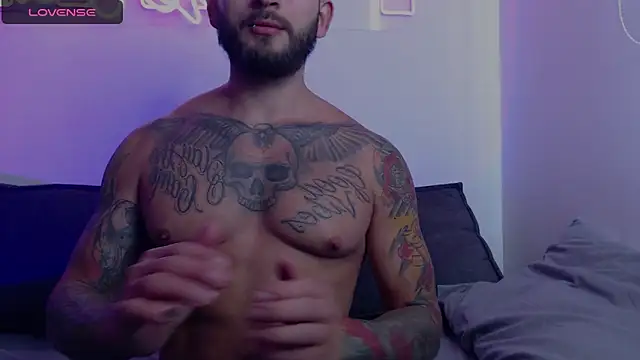 marco allison01 online show from December 24, 2024, 3:58 pm