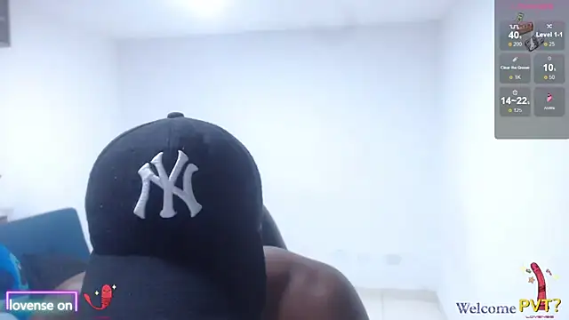 blackdrey18 online show from October 15, 2025, 1:39 am