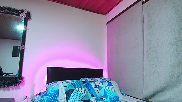 yesie hot online show from January 26, 2025, 12:05 am