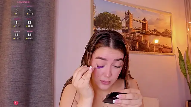 Assh lee  online show from January 10, 2025, 12:36 pm