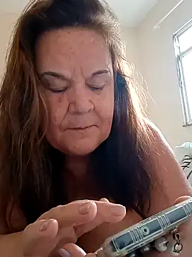 Yaya Mineira online show from December 15, 2024, 5:42 pm