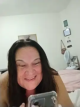 Yaya Mineira online show from February 22, 2026, 2:02 am