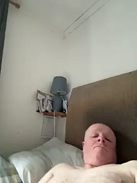 locallad88 online show from February 26, 2026, 4:28 pm