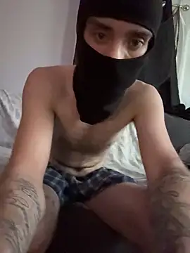 Snapshot of KcCumz19 chatting on November 1, 2025, 2:30 pm KcCumz19 online show from November 1, 2025, 2:30 pm