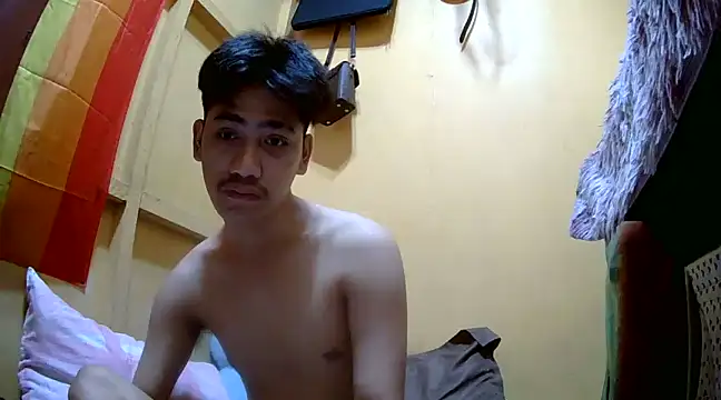 gaysucker6969 online show from December 3, 2024, 3:11 pm