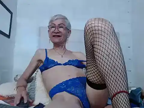 Miss Monserrate online show from December 13, 2024, 2:05 pm