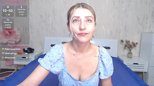 ZoeGrant online show from March 21, 2025, 3:01 am